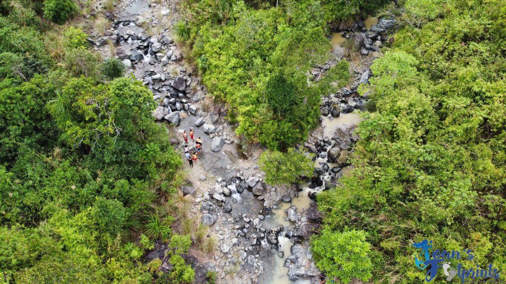 Mapita Falls drone shot